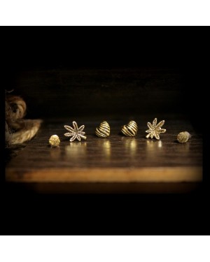 Set of Stud Earrings